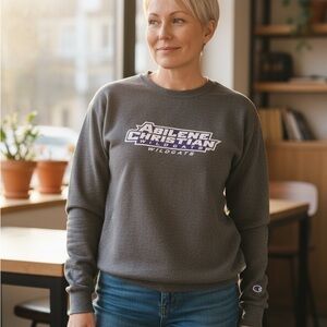 Champion Gray Wildcats Logo Sweatshirt